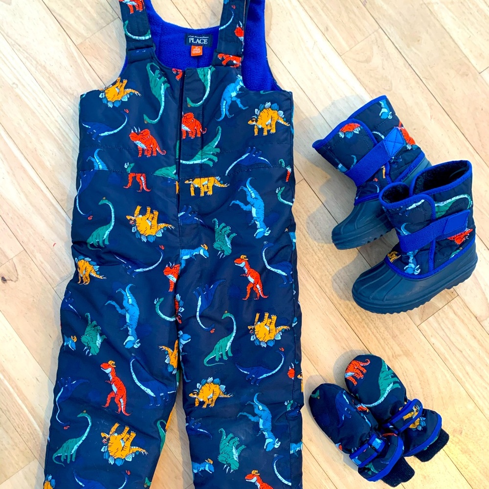 Children’s Place Dino snowpants/mittens/boot 3T/10